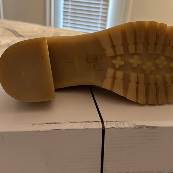 Dolce Vita Canor Lug Booties - Picture 9 of 10